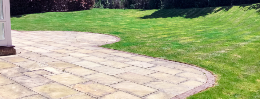 Garden maintenance services in Oxshott KT22